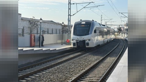 Abşeron dairəvi dəmir yolunda reys sayı 96-ya çatıb