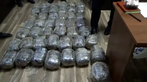 Azərbaycana 328 kq narkotik keçirmək istədilər