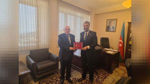 Əhlliman Əmiraslanov Türk dünyası parlamentarilər vakfının nümayəndələri ilə&nbsp; görüşdü