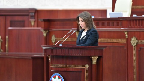 Bahar Muradova Milli Məclisdə hesabat verəcək