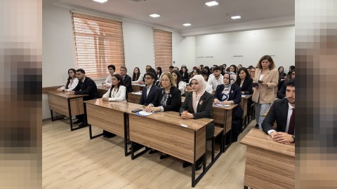 Gələcəyin ailə modeli necə olmalıdır? &ndash; müzakirə aparıldı