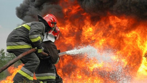 Bu il yanğınlarda 13, partlayışlarda 2 nəfər ölüb