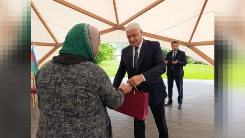 Xocalı və&nbsp; Ağdərəyə qayıdan ailələrə mənzillərin açarları verildi - FOTO