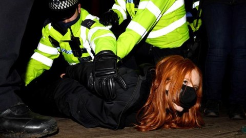 Londonda etiraz aksiyaları - 31 nəfər saxlanıldı