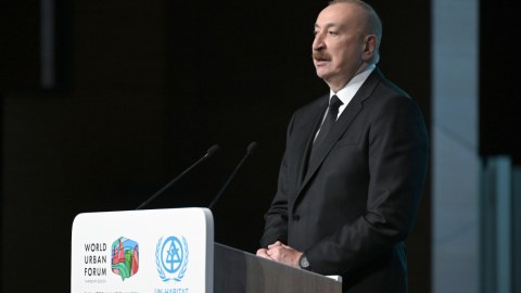 Prezident qonaqlara Bibiheybəti ziyarət etməyi tövsiyə etdi