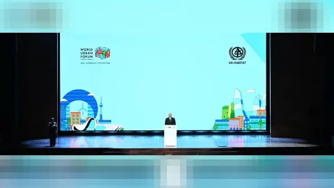 WUF13: افتتاح رسمی، بیانیه‌های رهبران، &ldquo;نمایشگاه شهری&rdquo;