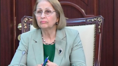 "İcra hakimiyyətləri ağlına gələn rəqəmləri yazır"
