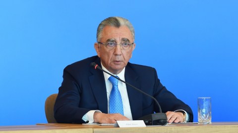 Bakının&nbsp;əhalisi 3 milyondan çoxdur&nbsp;- Eldar Əzizov