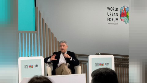 Mənzil problemi ciddi siyasi məna daşıyır&nbsp;&ndash; WUF13-də çıxış