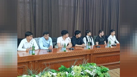 Xankəndidə tələbələrlə görüş - FOTO