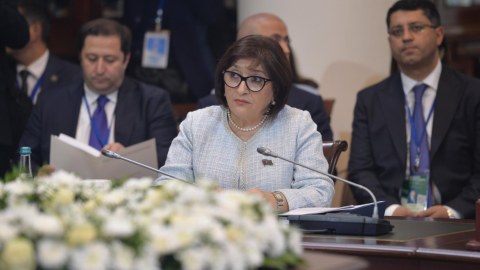 Spiker&nbsp;MDB PA-nın Şura iclasında çıxış edib