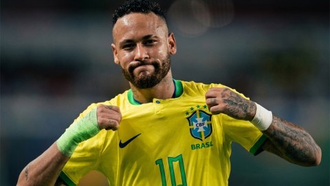 Neymar zədələndi