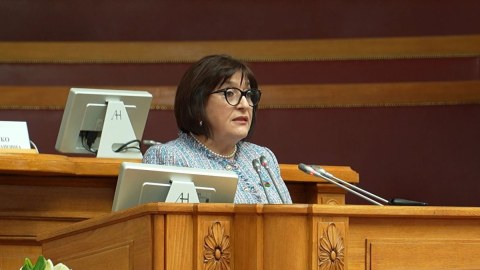 Spiker MDB PA-nın plenar iclasında çıxış etdi