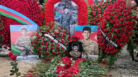"Hamı mənə gözaydınlığı verdi" - 31 il sonra dəfn olunan şəhidin qardaşı