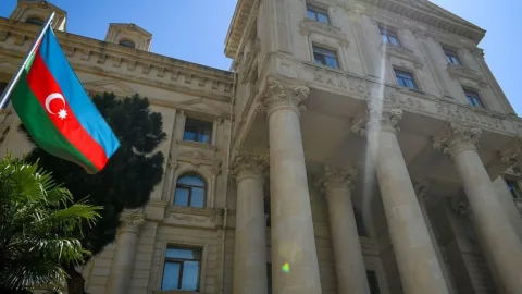 Azərbaycan başsağlığı verdi
