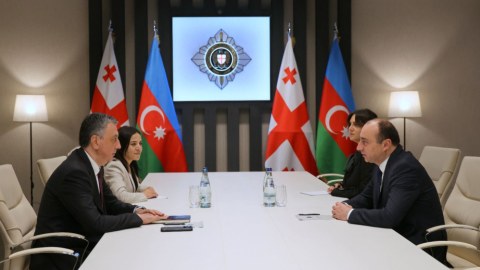 Azərbaycan və Gürcüstan rəsmiləri görüşdü