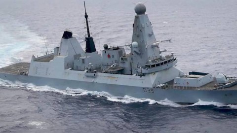 Britaniya hərbçilərini Hörmüzə göndərir