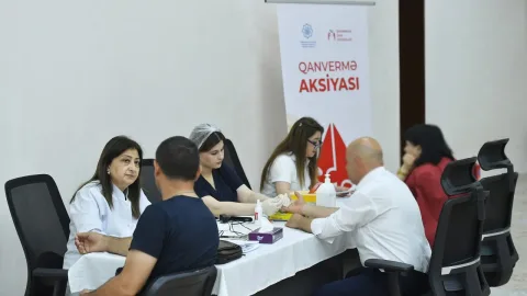 RİNN-də könüllü qanvermə aksiyası keçirilib - FOTOLAR