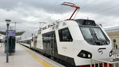 Bakıdan yola düşən qatar&nbsp;Tbilisiyə çatdı