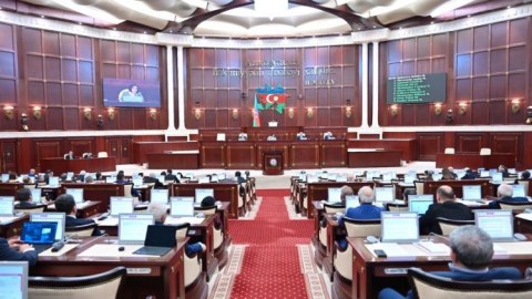 Parlamentin növbədənkənar sessiyası çağırılacaq