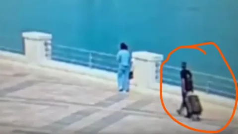 Bulvarda qadına qarşı əxlaqsızlıq edən şəxsin&nbsp;VİDEOSU