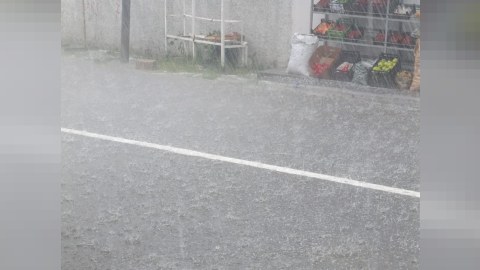 Xankəndi və Xocalıya dolu yağıb - FOTO