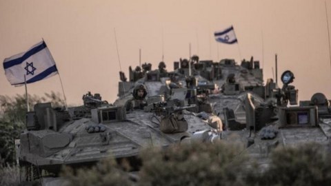 Netanyahu: &ldquo;Hizbullah&rdquo;a ağır zərbələr endiririk