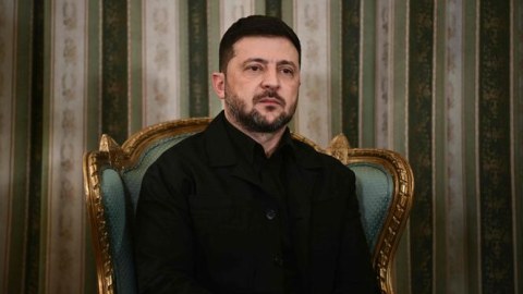 Zelenski: Rusiya genişmiqyaslı hücuma hazırlaşır&nbsp;