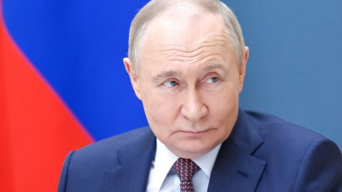 Putin: Vəziyyət döyüş meydanında müəyyənləşir