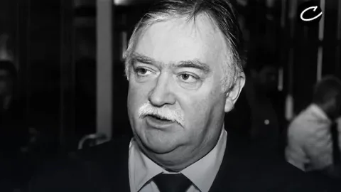 Məşhur qəzetin keçmiş baş redaktoru öldü