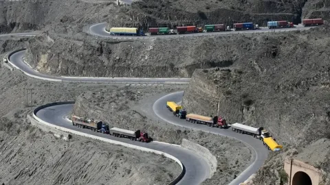 Əfqanıstanda ağır qəza: 18 ölü, 29 yaralı