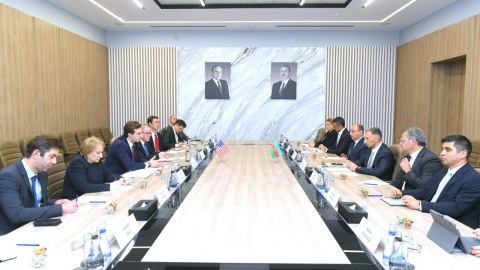 Rəşad Nəbiyev ABŞ nümayəndə heyəti ilə görüşüb