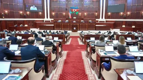 Növbədənkənar sessiyanın ilk iclasının tarixi və gündəliyi açıqlandı