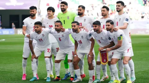 İranın futbolçularına DÇ-2026-da iştirak üçün viza verildi