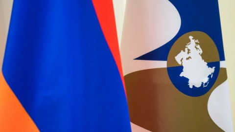 Rusiya Ermənistandan referendum keçirməsini gözləyir