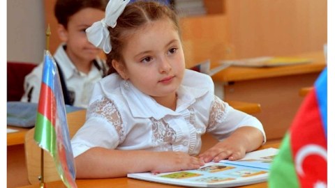 I sinif üzrə məktəblərdə boş qalan yerlərə qəbul başlayır