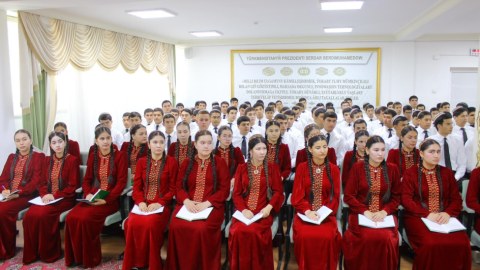 Aşqabadda Əcəmi Naxçıvaninin 900 illiyi qeyd olundu - FOTO