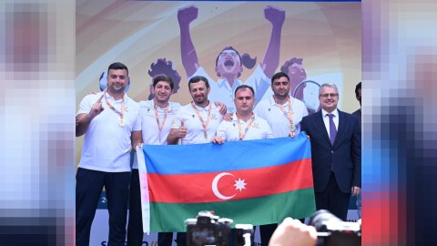 FHN komandaları beynəlxalq turnirdən qızıl medalla qayıdır - FOTO