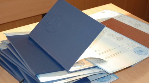 Xaricdə təhsil üzrə sənəd qəbulu başa çatdı