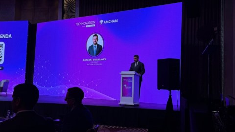 Bakıdakı forumda 5 məsələ müzakirə edilir