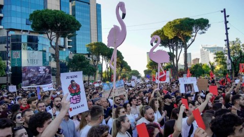 Bu ölkədə "Flaminqo inqilabı" baş verir