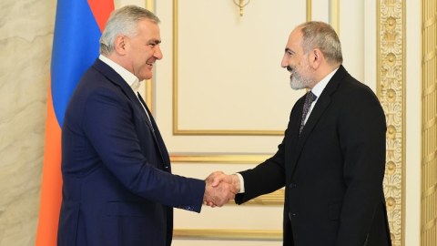 Paşinyan Karapetyanı məhkəməyə verdi - Səbəb 300 min azərbaycanlıdır&nbsp;