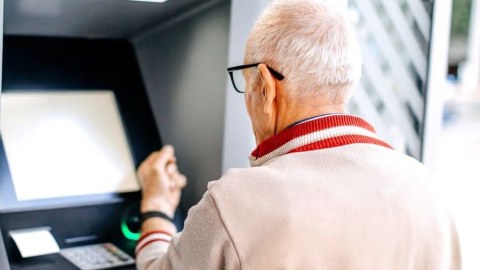 Bu şəxslər pensiyaya 5 il tez çıxa bilər - ŞƏRTLƏR