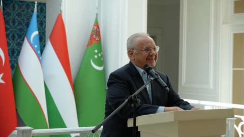 Həsən Həsənovun kitabı təqdim edildi - FOTOLAR