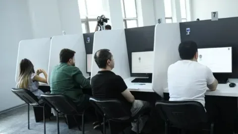 Bu şəxslər üçün test imtahanı keçirildi