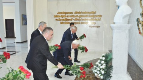 Ulu Öndərin xilaskarlıq missiyası Pirallahıda anıldı - FOTO