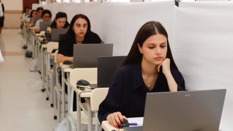 Bu il sertifikatlaşdırmada hansı müəllimlər imtahan veriləcək?