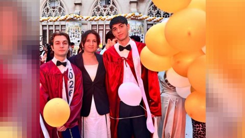 Polad Həşimov&nbsp;və Arəstə Baxışovanın&nbsp;övladları da məktəblə vidalaşdı - FOTO