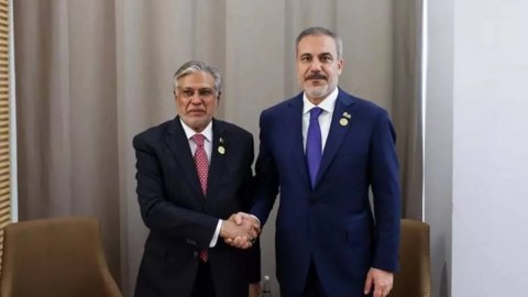 Pakistan və Türkiyə XİN rəhbərləri arasında telefon danışığı