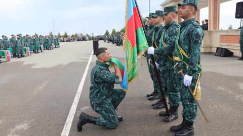 Gənc əsgərlərin andiçmə mərasimi keçirilib -&nbsp;DSX